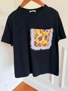 Zara Women Top Black Tee Shirt Big Velvet Yellow Floral & Faux-Fur Pocket Size S